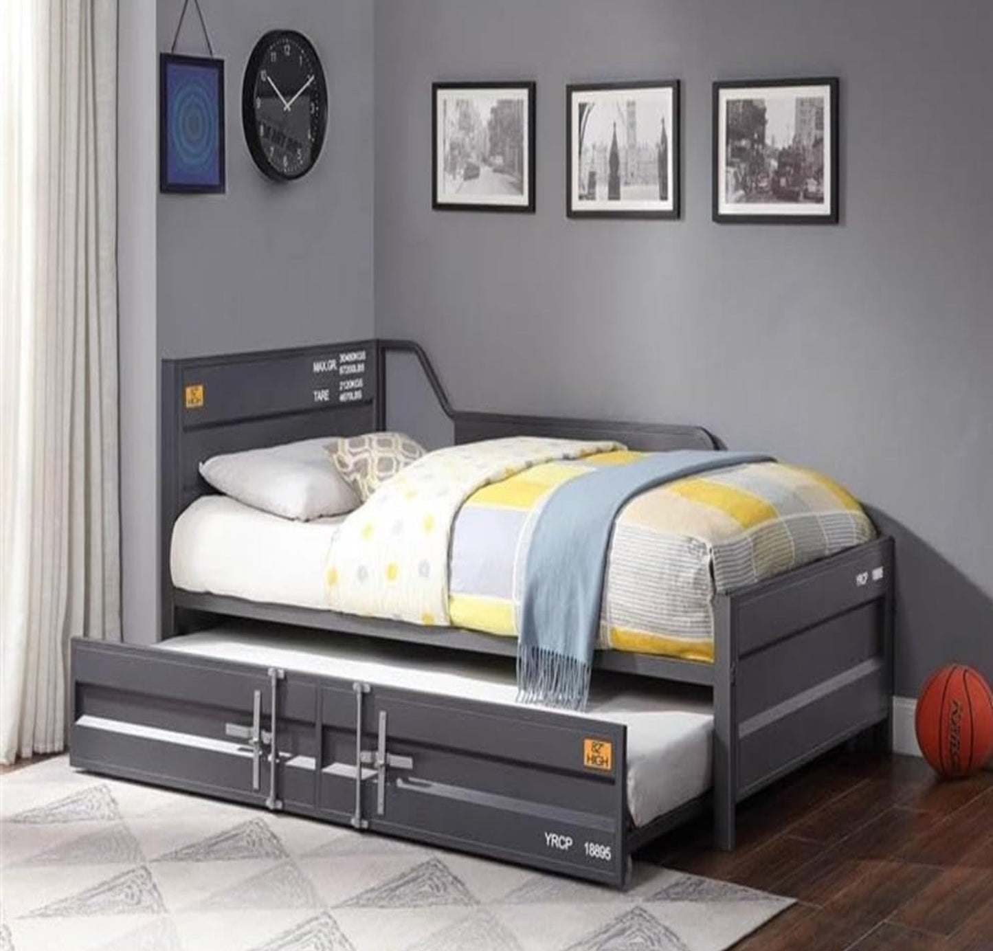 Hanson Cargo Bed
