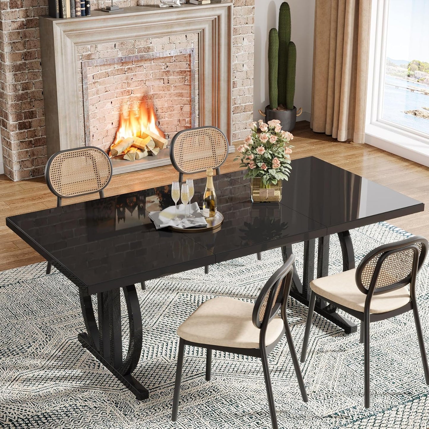 Daysis Dining Table