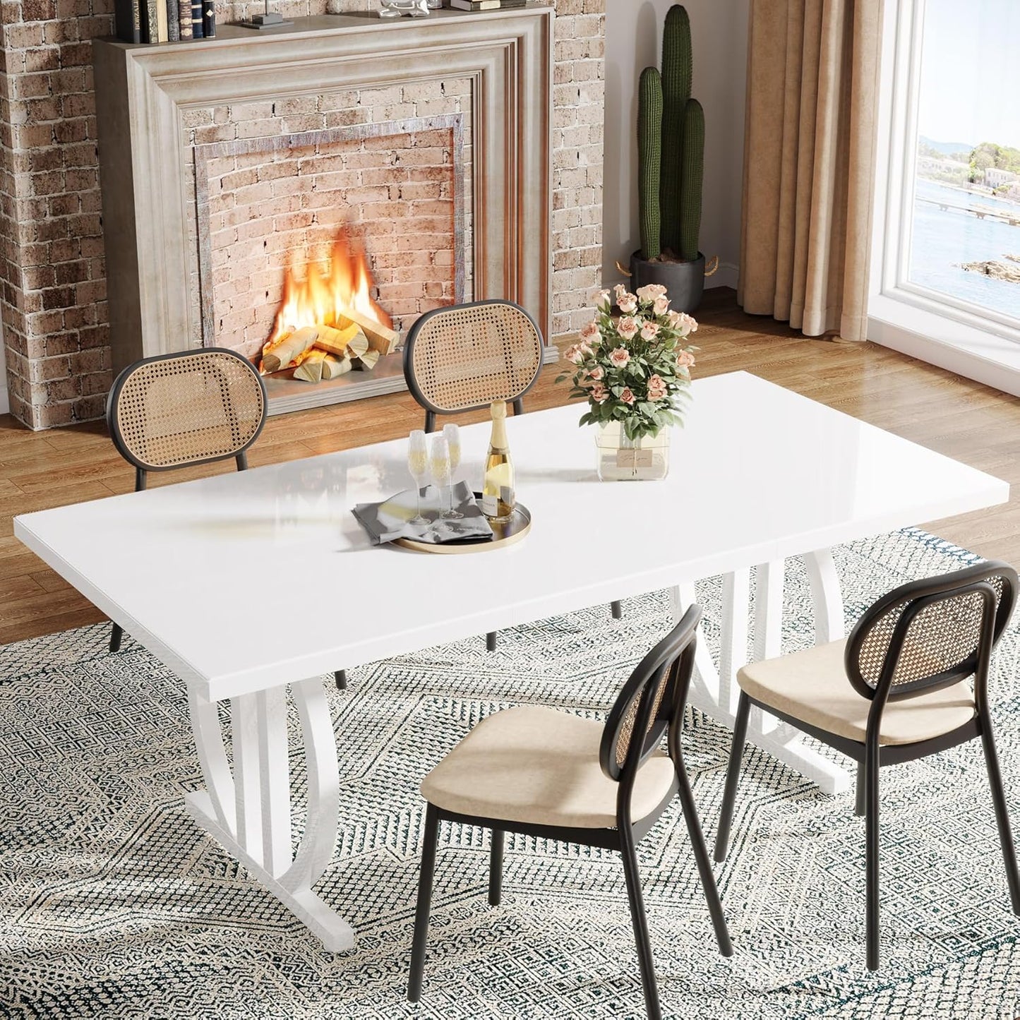 Daysis Dining Table