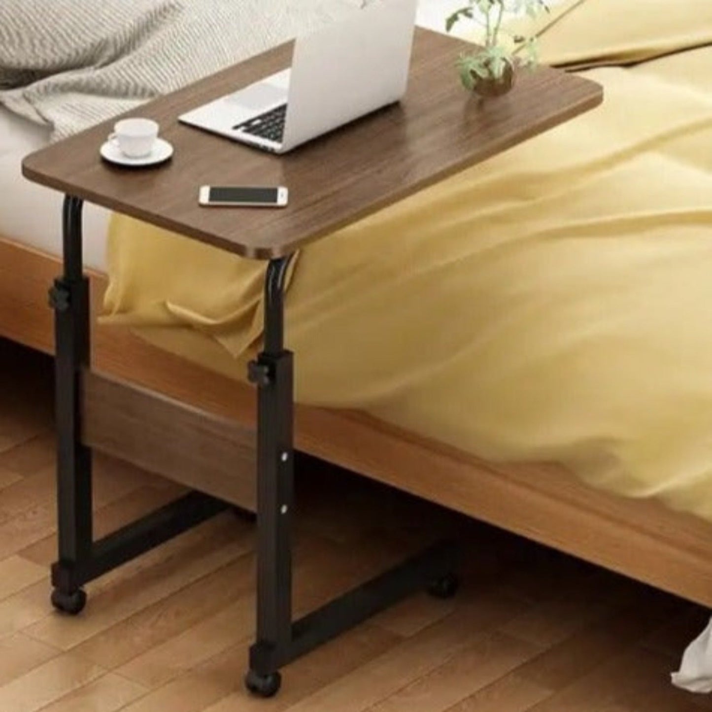 Bett Adjustable Laptop Table